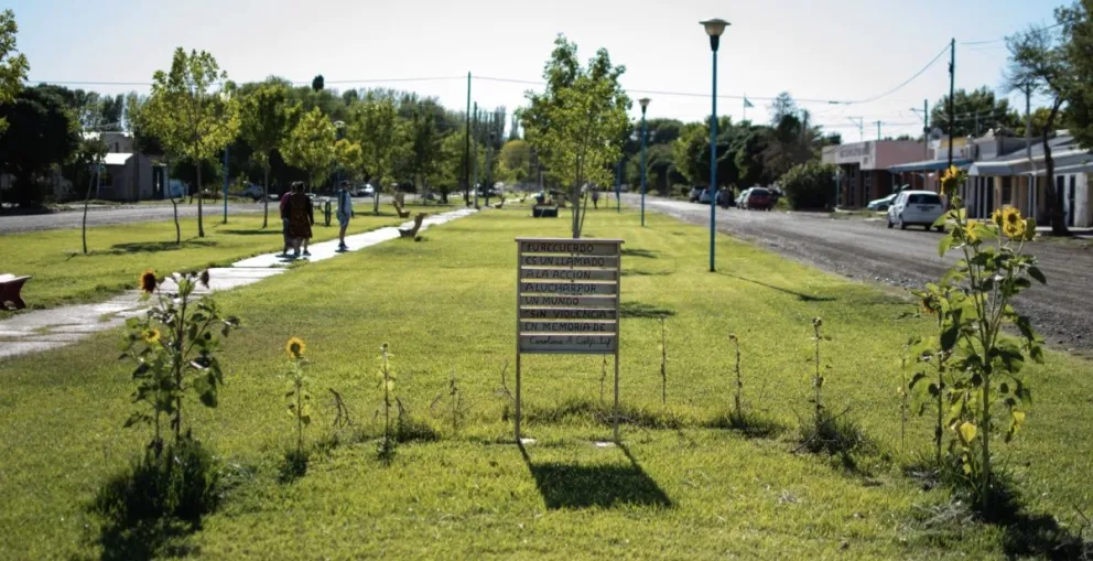 Homenaje a Carolina en la Plazoleta de la mujer. Foto: Gentileza