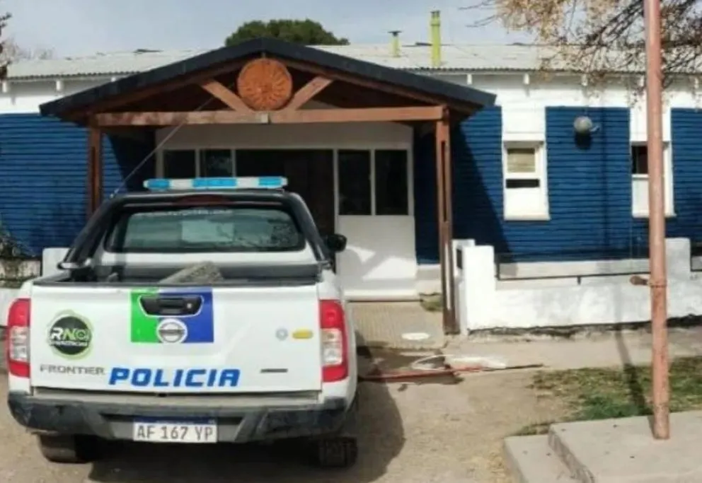 Fue interceptado por personal policial de Chimpay.