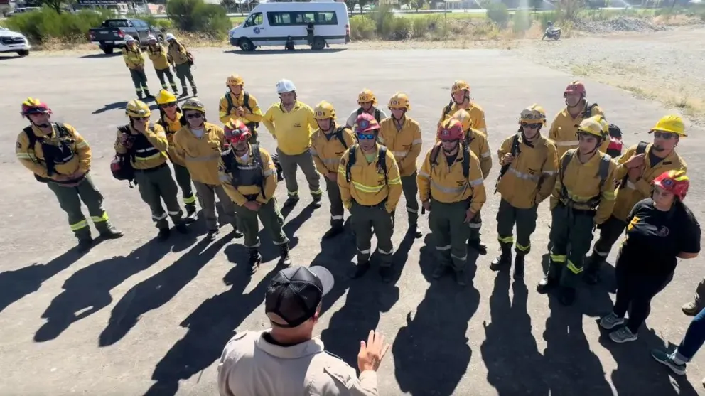 Para los trabajos en terreno se utilizó el helicóptero recientemente contratado por el Gobierno de Río Negro