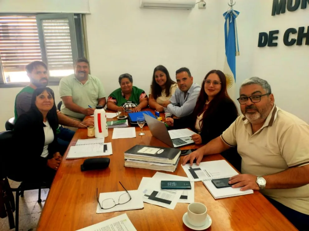 El acuerdo establece aumentos mensuales según la inflación patagónica y prevé una nueva reunión en mayo.