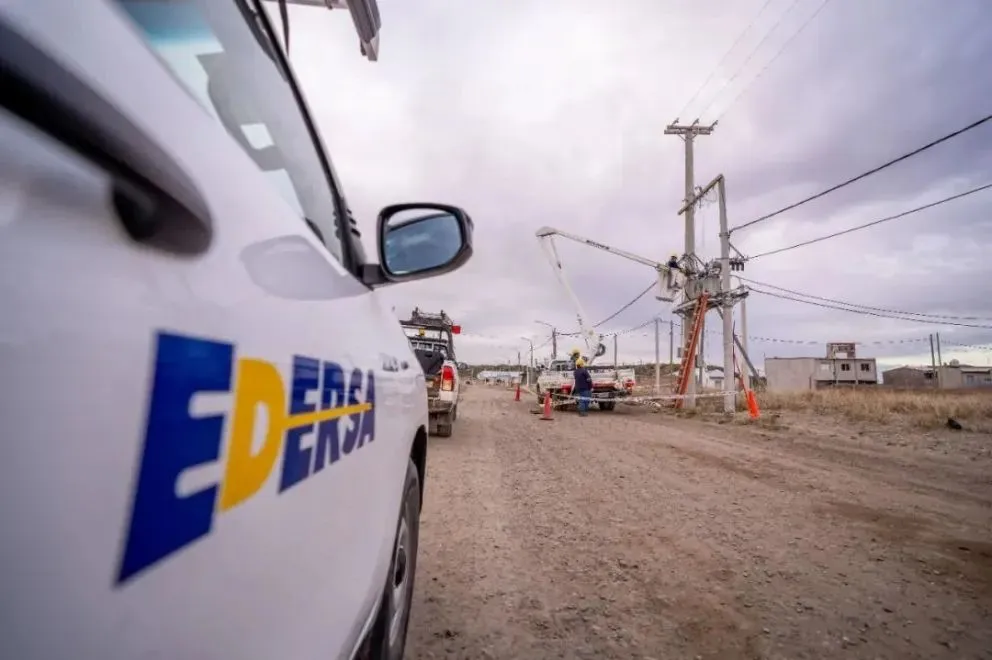 El Municipio de Lamarque denunció a la empresa EDERSA ante el EPRE tras el prolongado corte de luz que afectó servicios esenciales en la localidad.