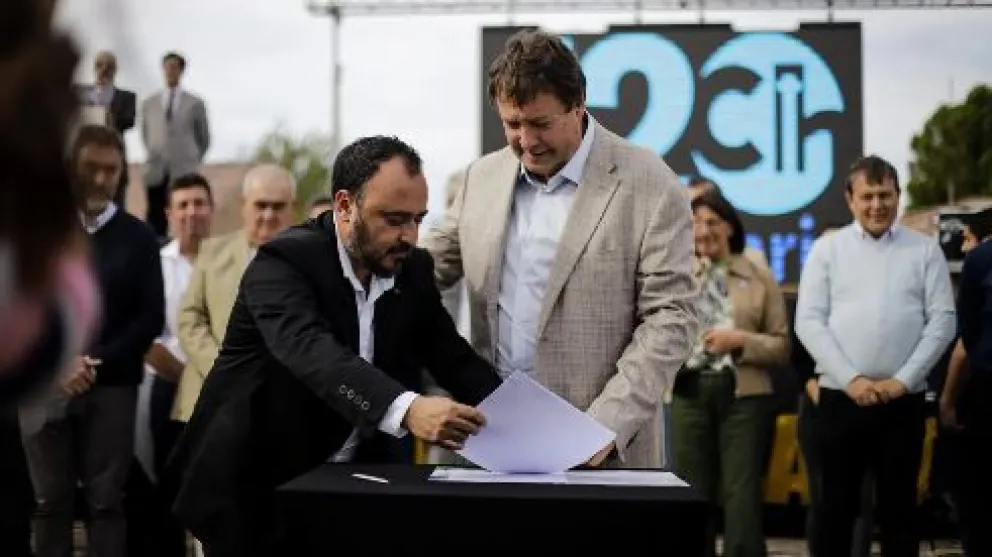 Los trabajos permitirán dotar de infraestructura para el beneficio de familias del loteo.Crédito: Gobierno de Río Negro