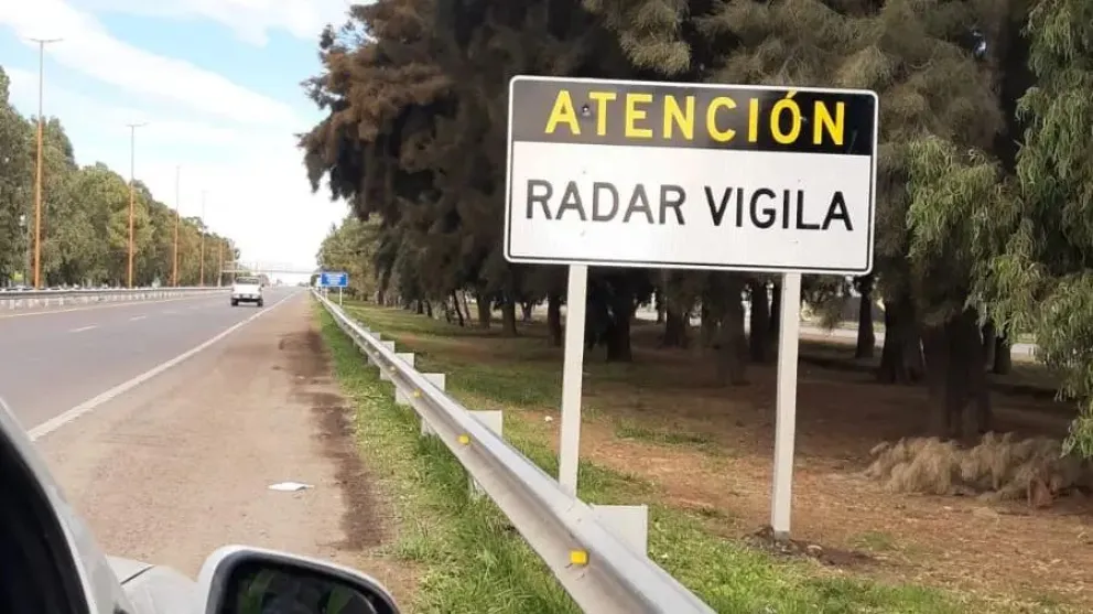 Radares: empiezan a controlar la velocidad en la rutas de Río Negro