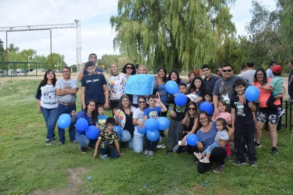 La marcha silenciosa se realizará en Luis Beltrán y Choele Choel, partiendo desde los murales de autismo de cada localidad.