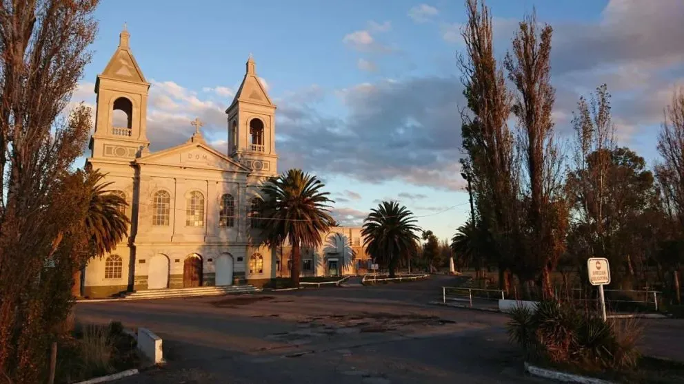 La misa de Jueves Santo incluirá el tradicional lavatorio de pies y la presencia del cardenal Mario Poli junto al padre Leo Tovar.