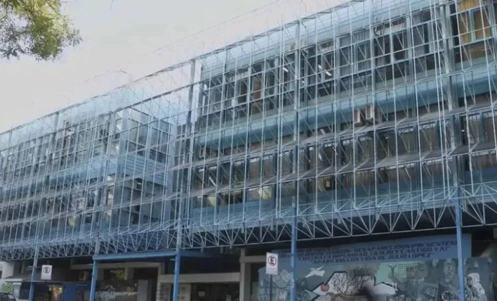 El Ministerio de Salud le suspendió la matrícula y la llevó ante la Justicia. 