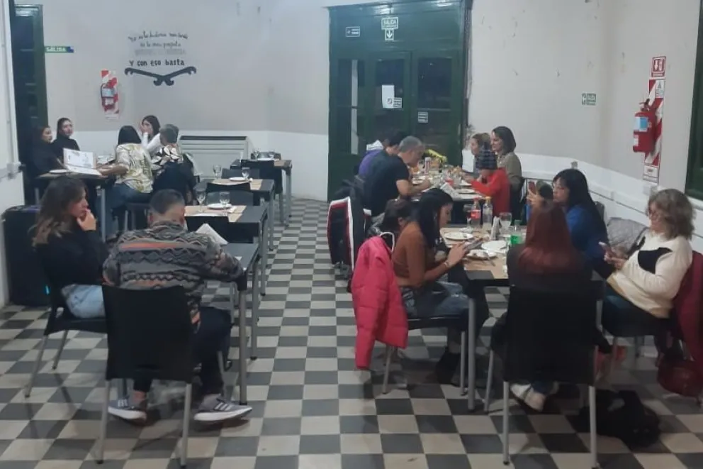 Las obras incluyeron pintura, reparaciones en techos, recambio de puertas y mejoras en instalaciones esenciales del edificio.