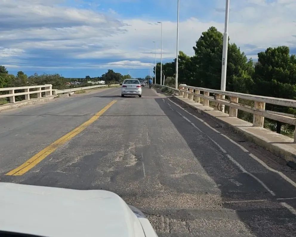 La inspección incluirá el análisis de la parte inferior del puente mediante equipamiento especializado.