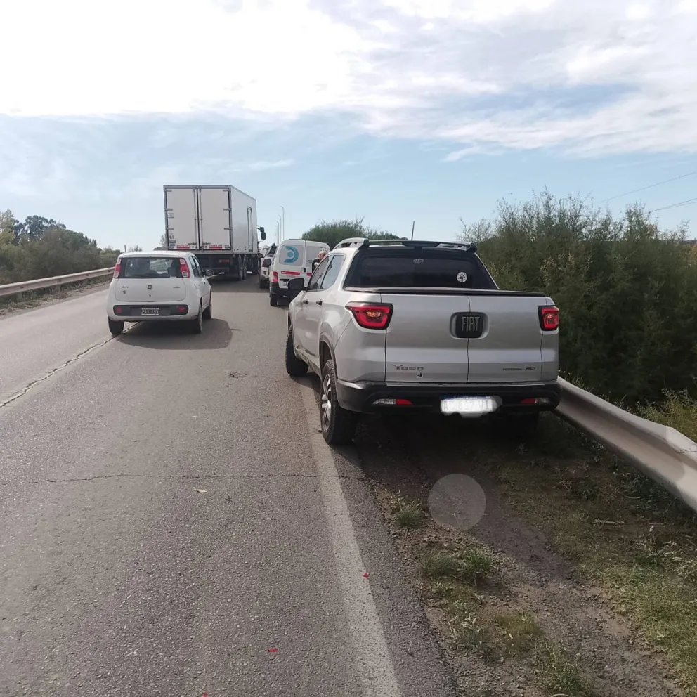 Triple colisión sobre la Ruta 250 entre Luis Beltrán y Choele Choel: no hubo heridos.