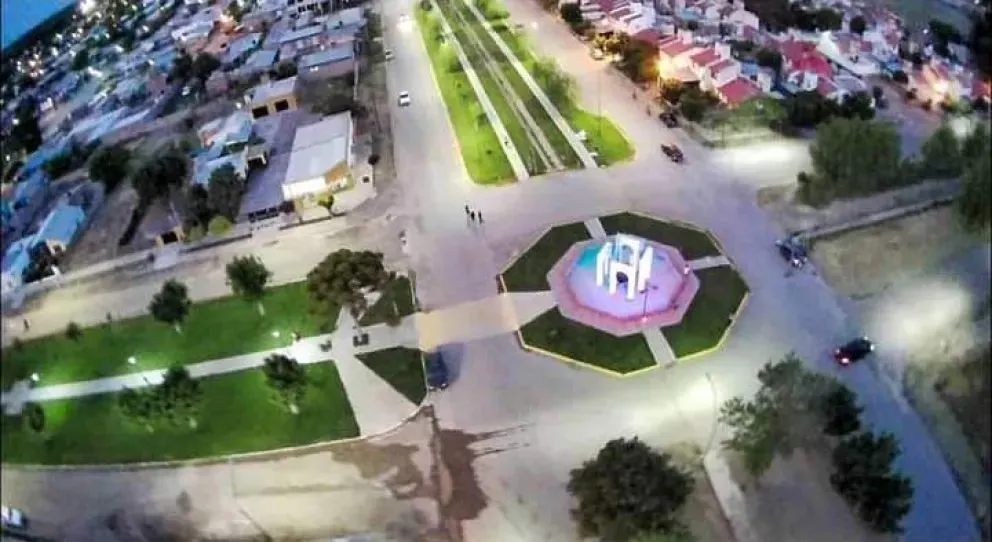 El siniestro ocurrió el viernes por la noche sobre avenida Sarmiento. La víctima falleció horas después y buscan intensamente al conductor que se dio a la fuga.