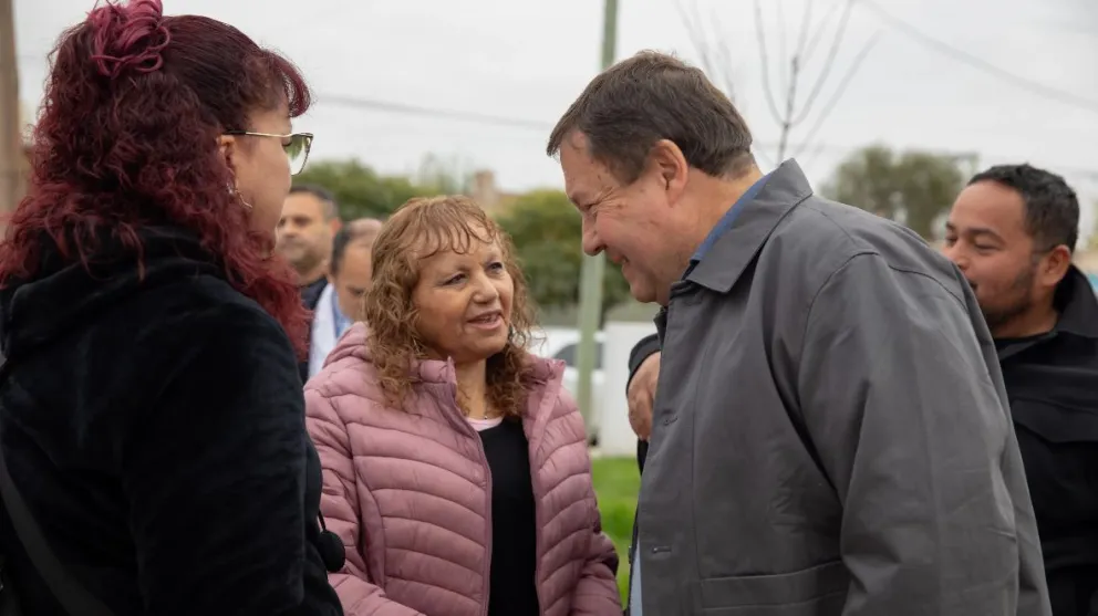 El gobernador acompañó a la comunidad en la inauguración.Crédito: Gobierno de Río Negro