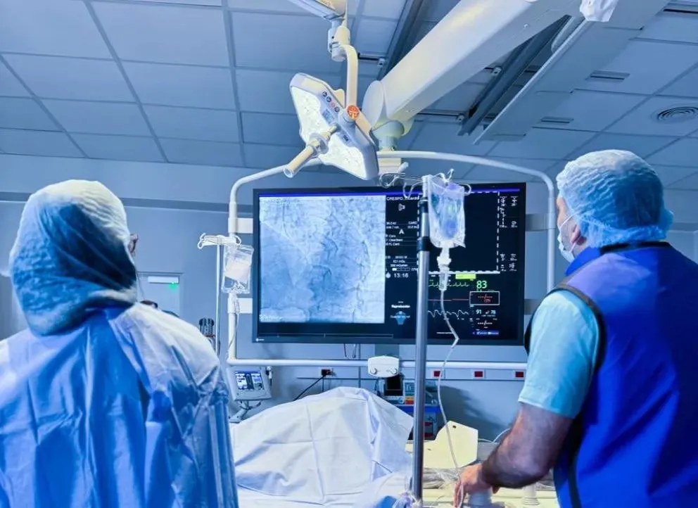 El dispositivo implantado es uno de los más pequeños del mundo.