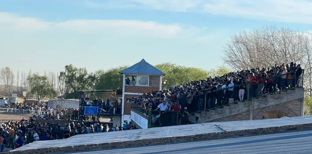 El Club Hípico El Fogón se alista para una jornada con más de 15 carreras y participación regional.