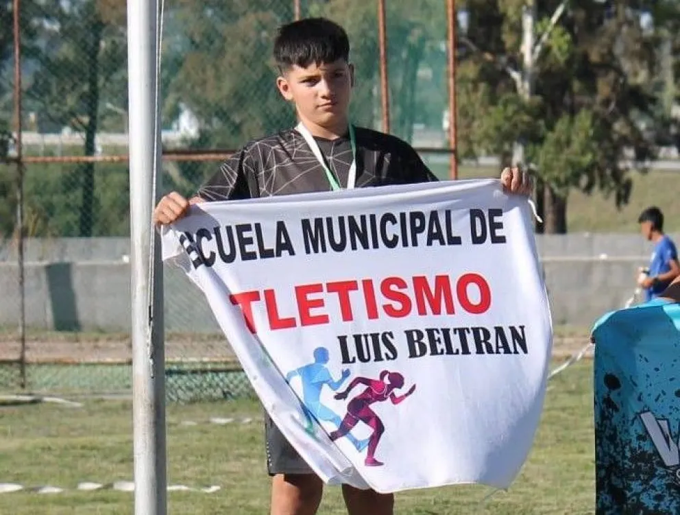 Jóvenes atletas beltranenses representarán a Río Negro en los Juegos EPADE en Neuquén. Foto: Municipio Luis Beltrán.