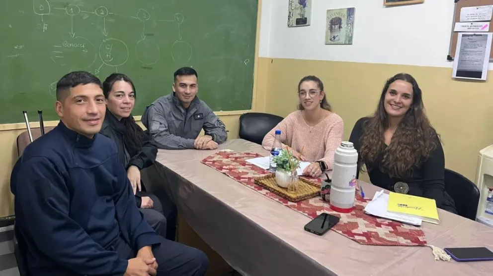 Refuerzas las herramientas para acompañar a familias que estén en esta situación
Crédito: Gobierno de Río Negro