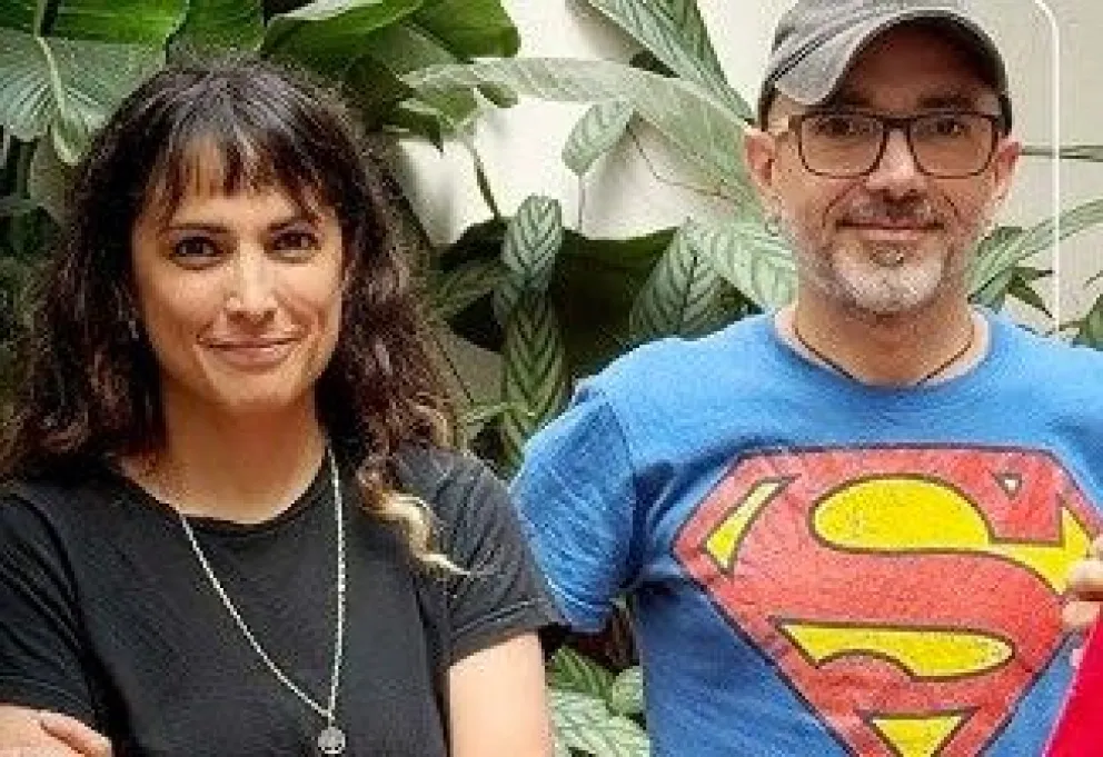 Ayelén Bustos Suárez, productora nacida en el Valle Medio, llevó su serie animada “La Huella de Oro” a HBO Max, marcando un hito para la producción regional.