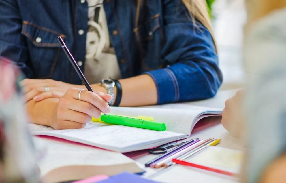 Las inscripciones para las Becas Provinciales 2026 comenzarán el 11 de mayo y se realizarán de manera online a través del sitio oficial de Educación de Río Negro. Foto: Gobierno Río Negro.