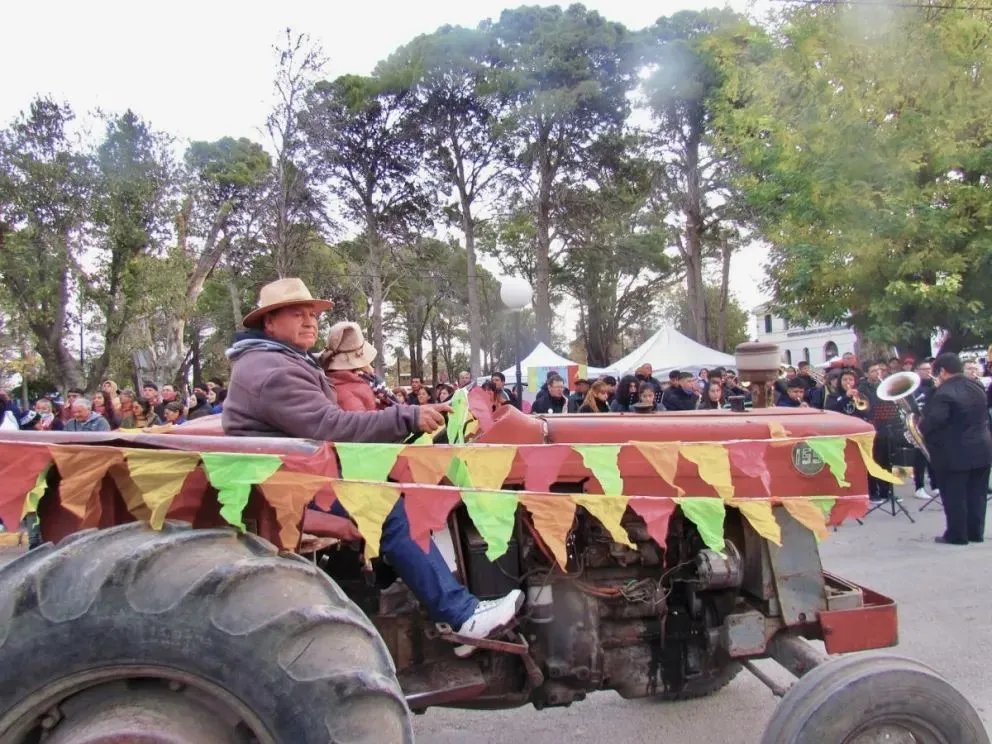 Lamarque celebrará su 126° aniversario con desfile, actividades culturales y una amplia agenda deportiva durante todo mayo. Foto: archivo.