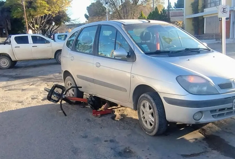 El siniestro vial ocurrió en la intersección de Moreno y República Española, en Río Colorado. Foto: gentileza.