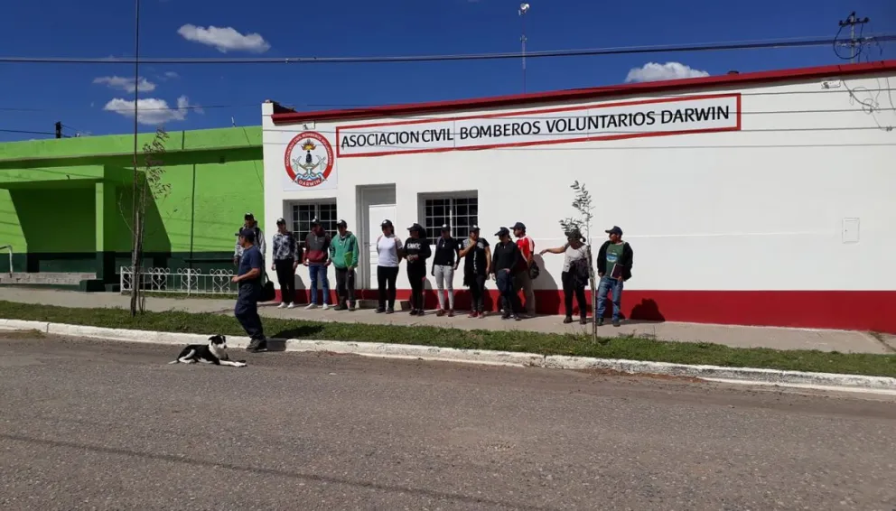 El acto por el Día del Bombero Voluntario se realizará este martes 2 de junio frente al cuartel de Darwin. Foto: gentileza.