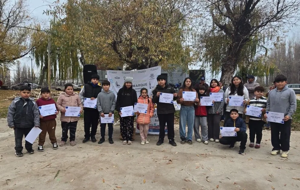 El concurso reunió a 110 participantes en la costa del balneario de Lamarque y formó parte de las actividades organizadas por el 126° aniversario de la localidad. Foto: gentileza.
