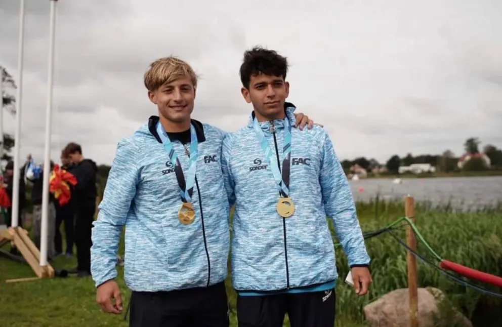 Vicente Vergauven y Joaquín Catalano competirán en el Campeonato Mundial de Maratón 2026 y buscan sponsors para afrontar los costos de su participación representando a la Argentina. Foto: gentileza.