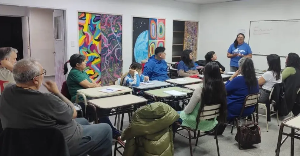 Los talleres impulsados por UnTER Valle Medio se desarrollan de manera rotativa en distintas localidades de la región y buscan fortalecer los espacios de formación y participación comunitaria. Foto: UnTER Valle Medio.