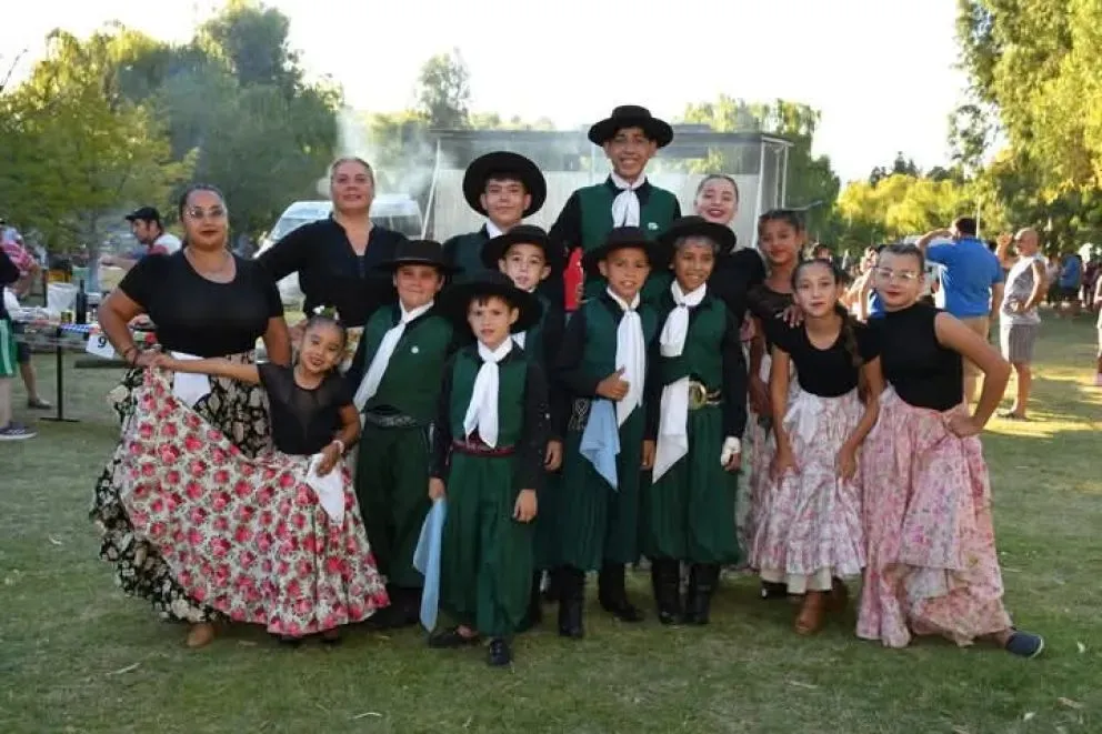El Ballet Peumayén representará a Lamarque, al Valle Medio y a Río Negro en un certamen nacional que se realizará en agosto en la ciudad cordobesa de La Falda. Foto: archivo.