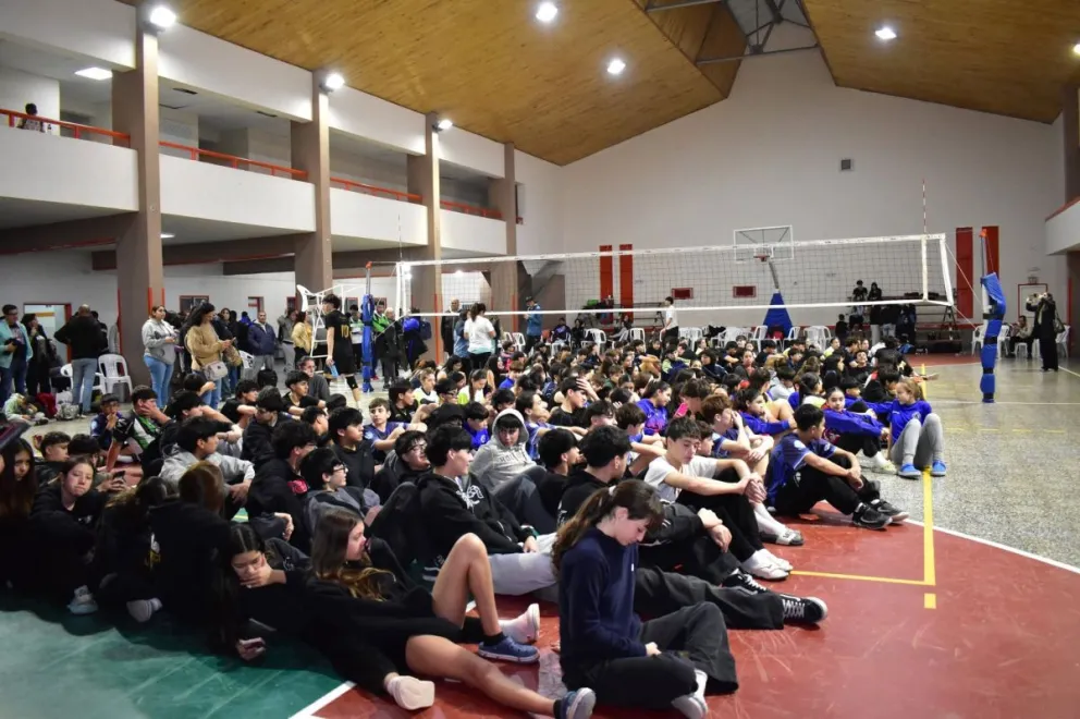 Luis Beltrán y Lamarque fueron sede de una nueva edición del Torneo de Selecciones Zonales, que reunió a las principales regiones de Río Negro y homenajeó al profesor Marcelo Sánchez. Foto: Municipio Luis Beltrán.