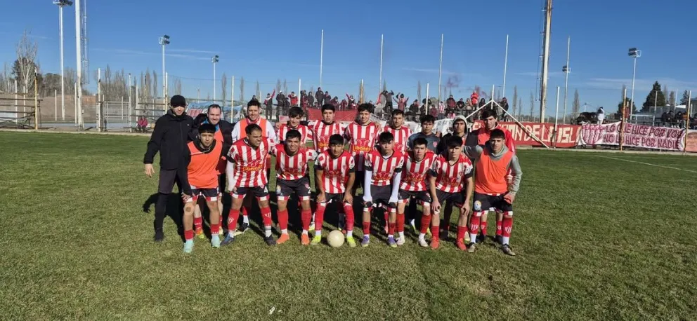 Deportivo Beltrán cayó por 2 a 1 ante La Amistad de Cipolletti, pero cerró una destacada participación en el Torneo Norpatagónico, quedando a las puertas de la final. Foto: gentileza.