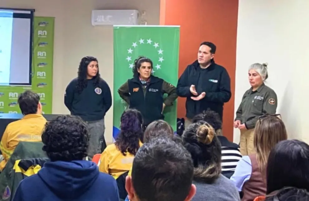 La actividad fue organizada por la Secretaría de Ambiente y Cambio Climático de Río Negro junto al SPLIF Luis Beltrán y reunió a instituciones de todo el Valle Medio. Foto: Splif Luis Beltrán.