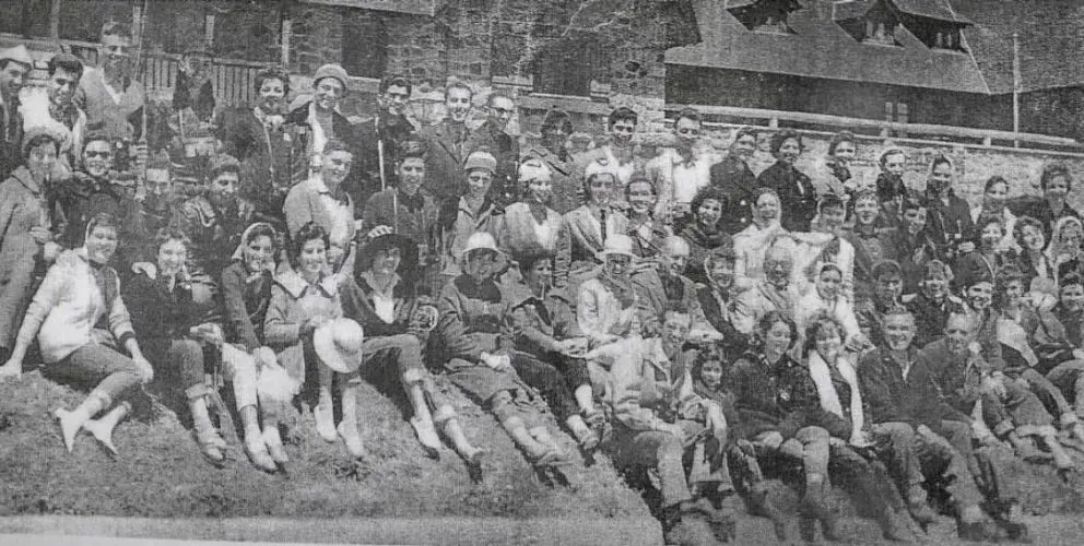 Enero de 1961, egresados en Bariloche. Imágenes gentileza.