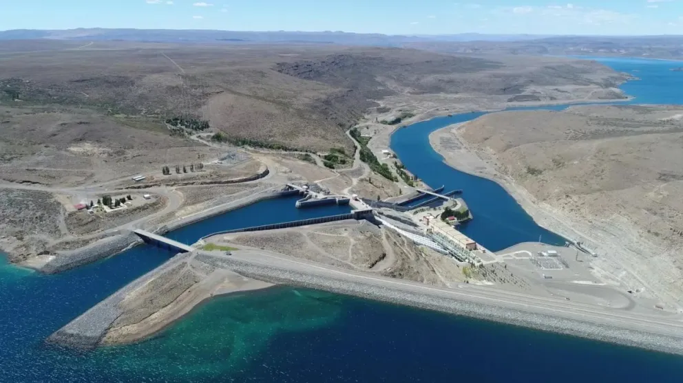 La promulgación de esta ley forma parte del rumbo provincial de defender los recursos rionegrinos
Crédito: Gobierno de Río Negro