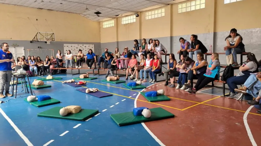 El trabajo conjunto apunta a fortalecer la prevención para cuidar a las y los rionegrinos.
Crédito: Gobierno de Río Negro