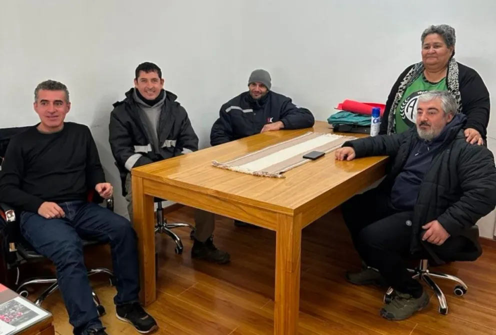 El acuerdo contempla un aumento del 2,5%, el pago de la diferencia del aguinaldo y nuevas instancias de negociación para abordar reclamos laborales y futuras actualizaciones salariales. Foto: ATE.
