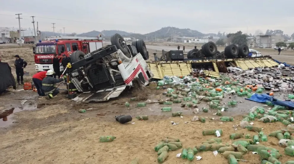 El siniestro fatal ocurrió en el acceso a la ciudad alrededor de las 11.