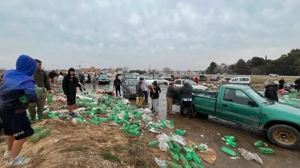 Familiares y representantes de la empresa para la que trabajaba Álvaro Sprenger rechazaron la versión policial sobre el retiro de la carga del camión y aseguraron que nunca existió autorización. Foto: gentileza.
