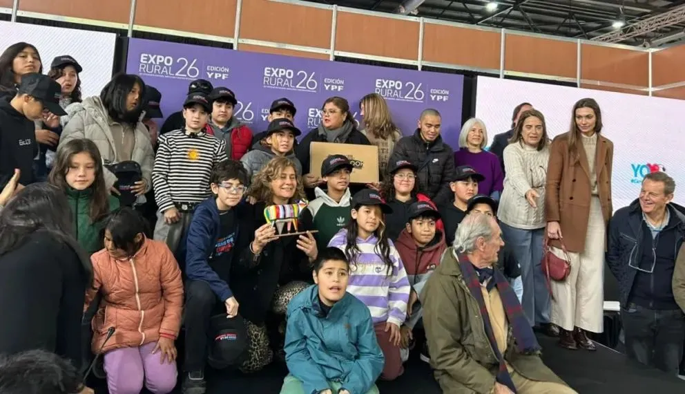 La escuela rural fue galardonada por el IPCVA tras investigar la reconversión ganadera de su zona
