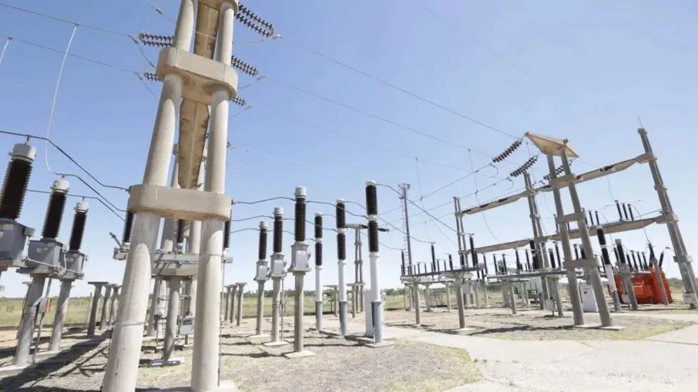 La obra proyecta nuevas líneas de 500 kV entre Puerto Madryn, Choele Choel y Bahía Blanca. Foto: archivo.