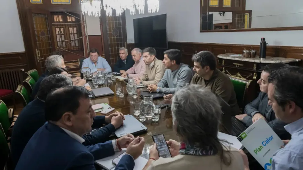 El Gabinete provincial repasó nuevamente los principales proyectos del gobierno
Crédito: Gobierno de Río Negro / Daniel Idiarte