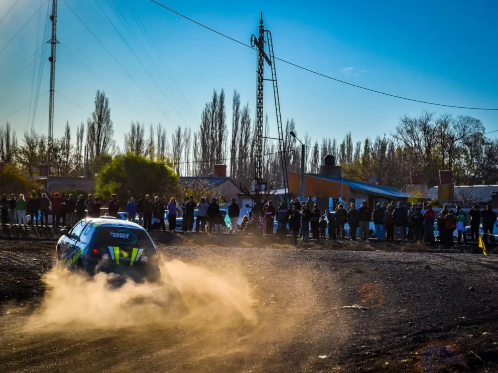 La Asociación Rally del Valle Medio volvió a postergar la fecha de General Conesa debido al mal estado de los caminos provocado por las condiciones climáticas. Foto: archivo.