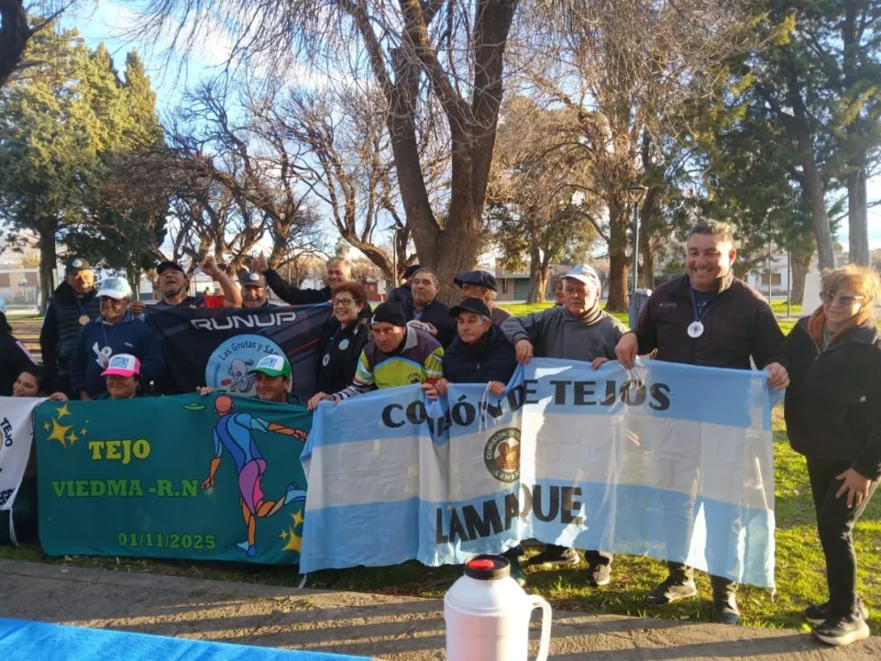 El torneo aniversario de Lamarque reunió a 34 parejas y contó con participantes de distintas localidades de Río Negro. Foto: gentileza.