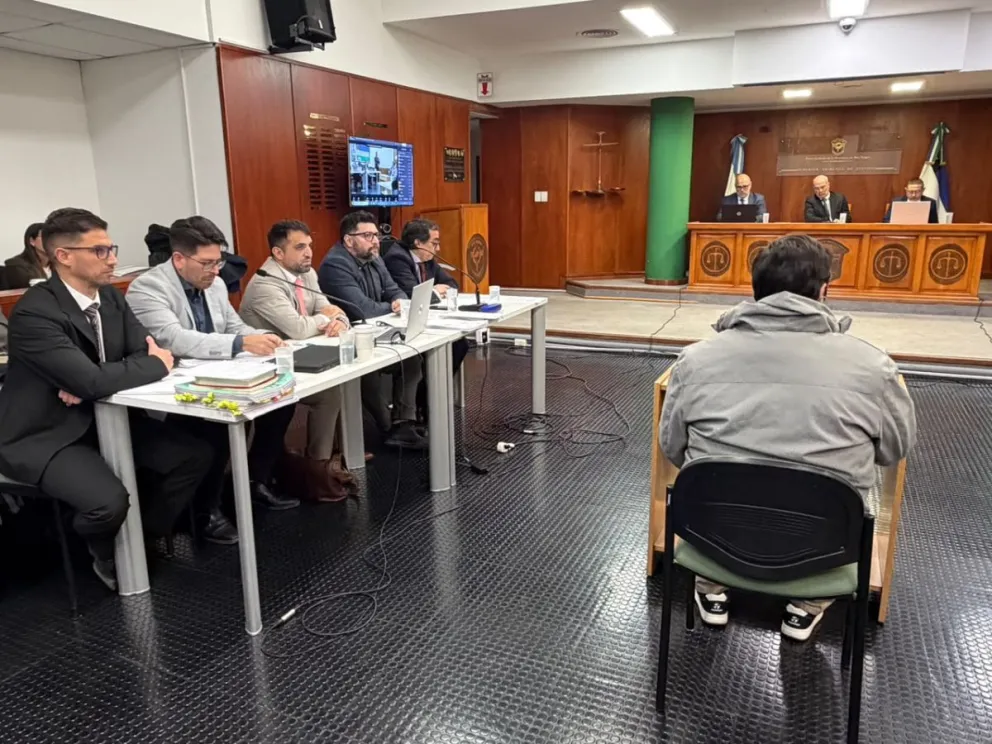 El juicio de cesura se realizó en el Auditorio del Poder Judicial de Viedma. La sentencia se conocerá en los próximos días. Foto: gentileza.