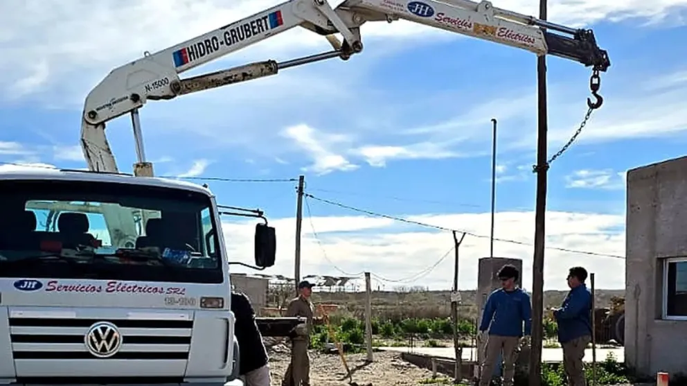 La Provincia dio inicio a una nueva obra para llevar servicios a familias rionegrinas
Crédito: Gobierno de Río Negro