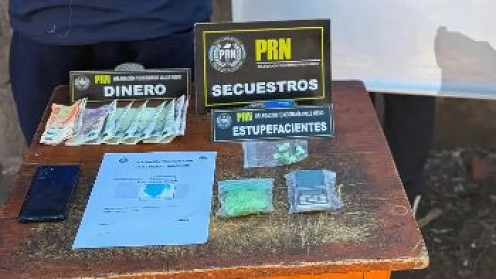 Importante despliegue policial permitió secuestrar drogas en el Valle Medio. Crédito: Gobierno de Río Negro