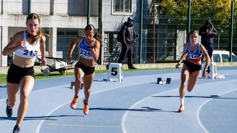 Deportistas becados por la provincia representarán al país en diferentes competencias
Crédito: Gobierno de Río Negro