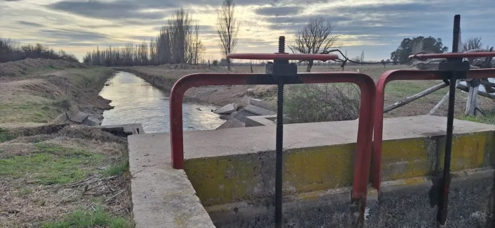 El Canal Secundario I, del Consorcio Los Pioneros, tiene una extensión de 8 kilómetros y un caudal de diseño de 1,5 m³/s. Foto: gentileza.