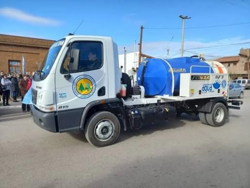 La Cooperativa de Luis Beltrán cumple 58 años y actualmente brinda los servicios de agua, cloacas, sepelio y producción de miel. Foto: archivo.