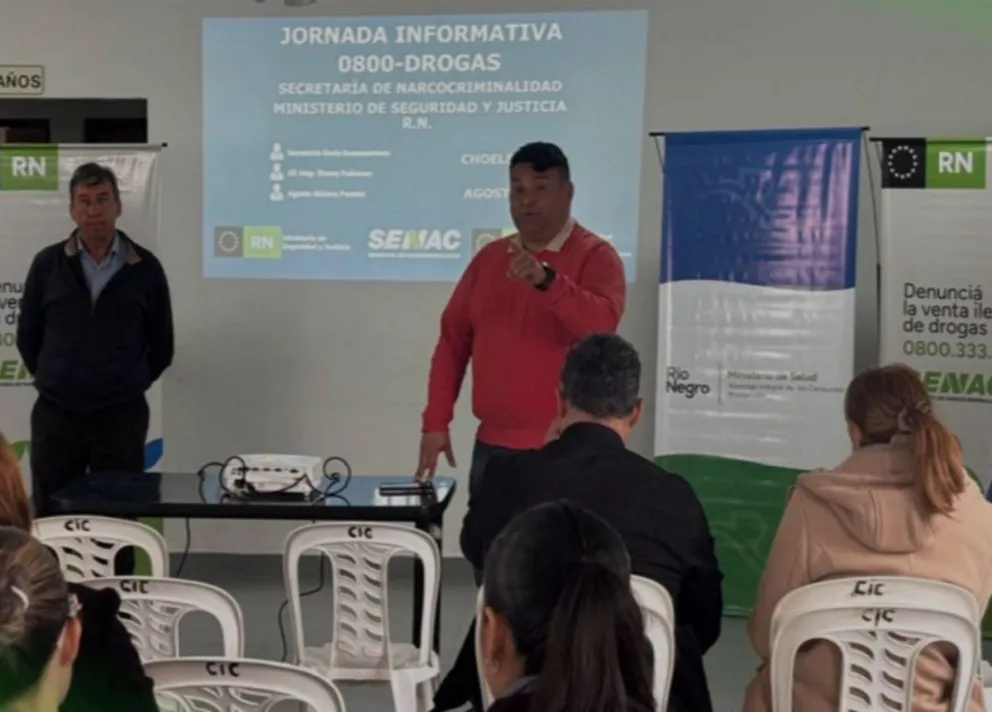Instituciones de Choele Choel participaron de una jornada informativa sobre el 0800 DROGAS y los consumos problemáticos. Foto: gentileza.