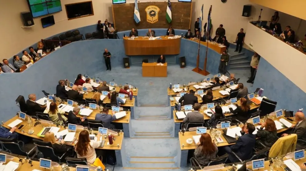 La decisión contempla una planificación integral de las necesidades de ambas rutas.
Crédito: Legislatura de Río Negro